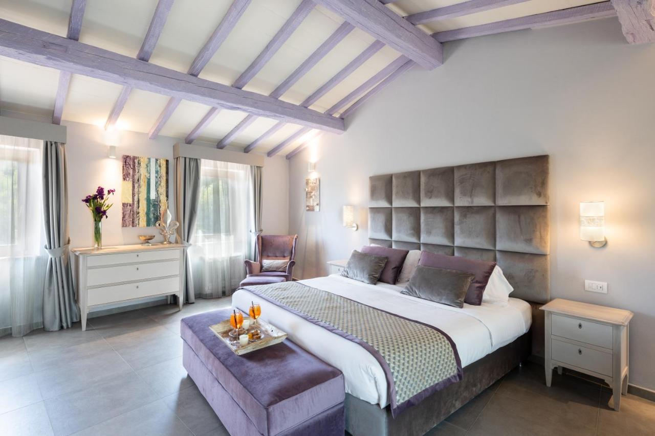 Il Castelluccio Country Resort Restaurant & Spa 바르베리노 디 무겔로 외부 사진