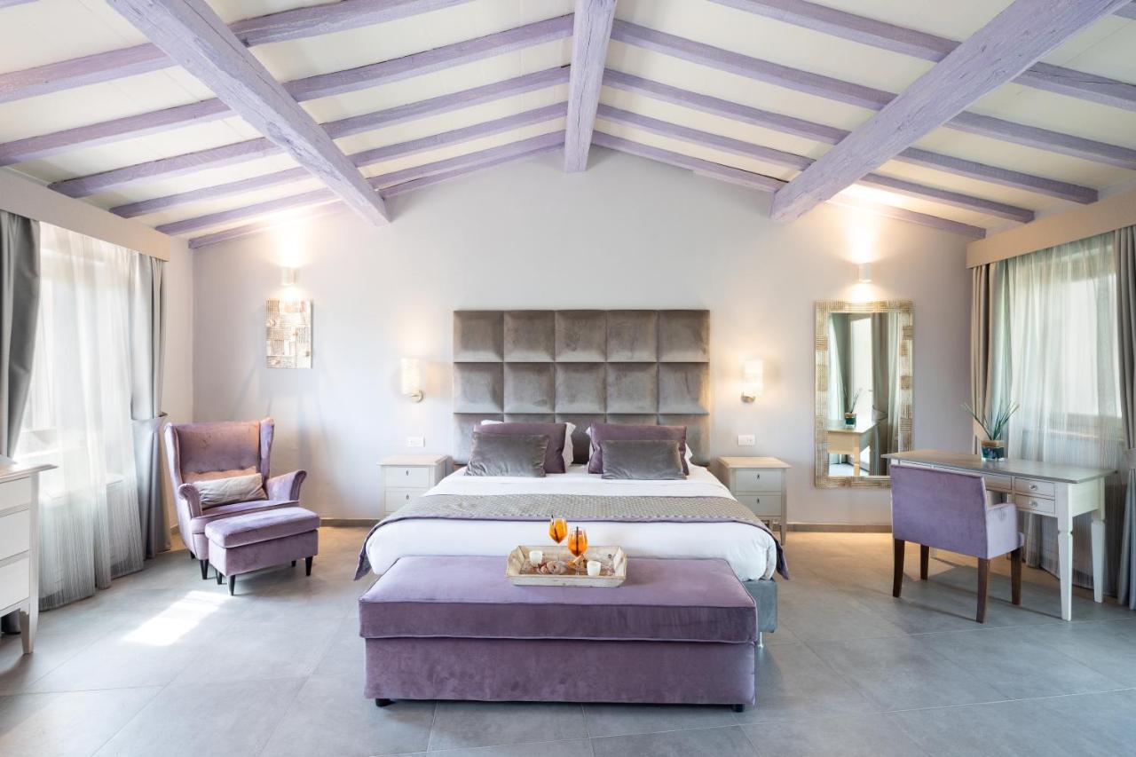 Il Castelluccio Country Resort Restaurant & Spa 바르베리노 디 무겔로 외부 사진