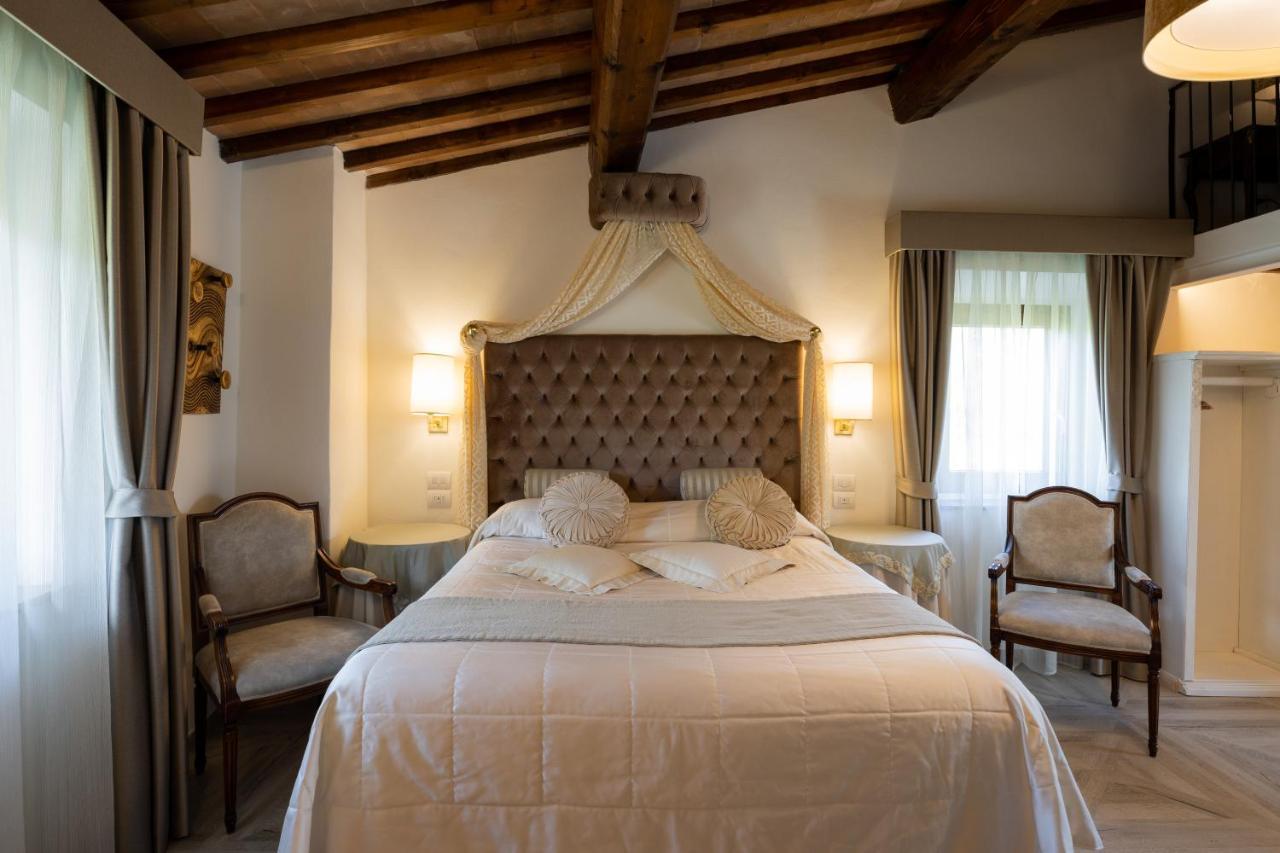Il Castelluccio Country Resort Restaurant & Spa 바르베리노 디 무겔로 외부 사진