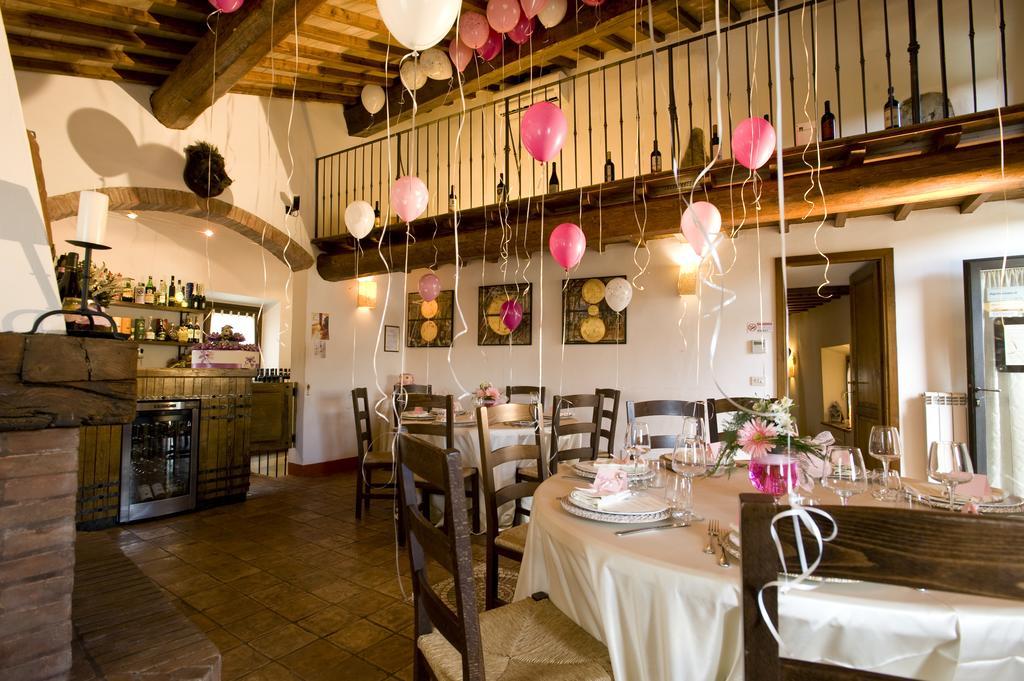 Il Castelluccio Country Resort Restaurant & Spa 바르베리노 디 무겔로 외부 사진
