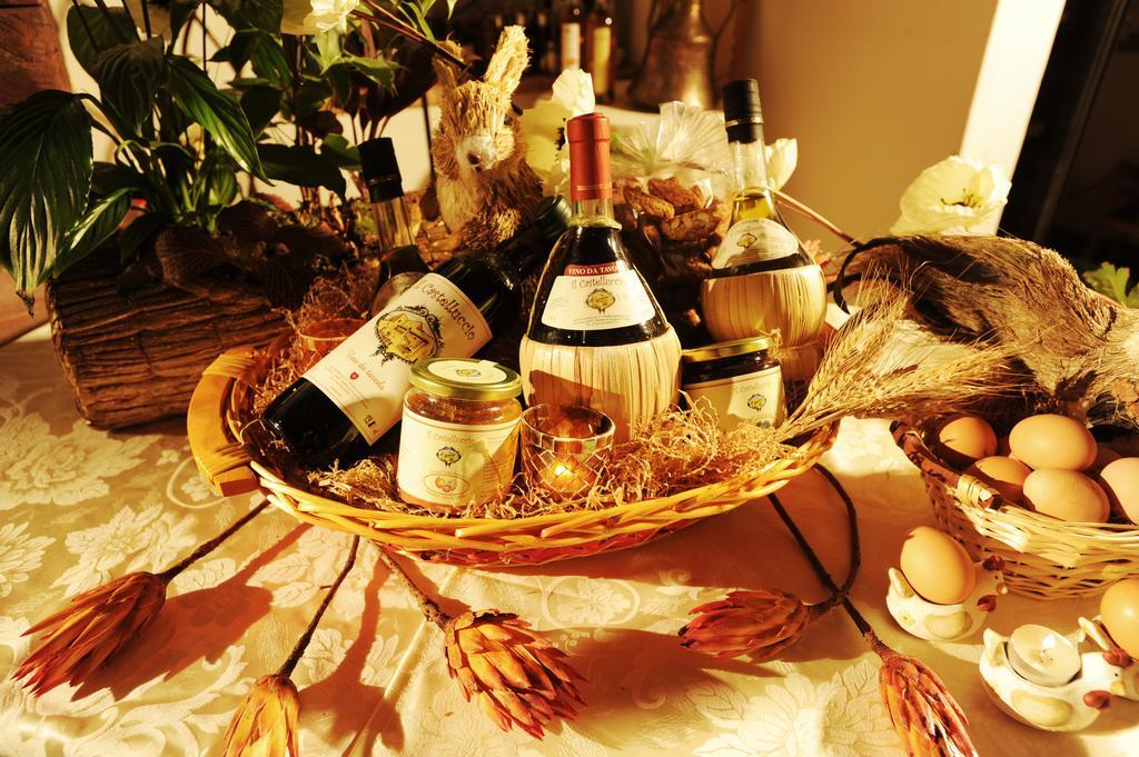 Il Castelluccio Country Resort Restaurant & Spa 바르베리노 디 무겔로 외부 사진
