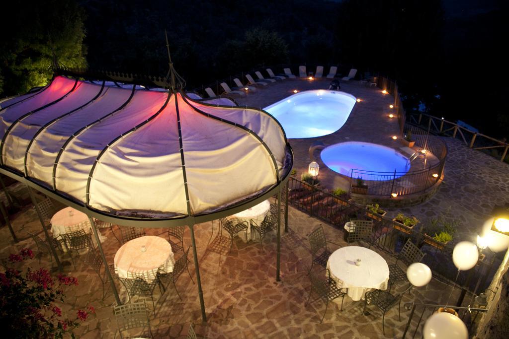 Il Castelluccio Country Resort Restaurant & Spa 바르베리노 디 무겔로 외부 사진